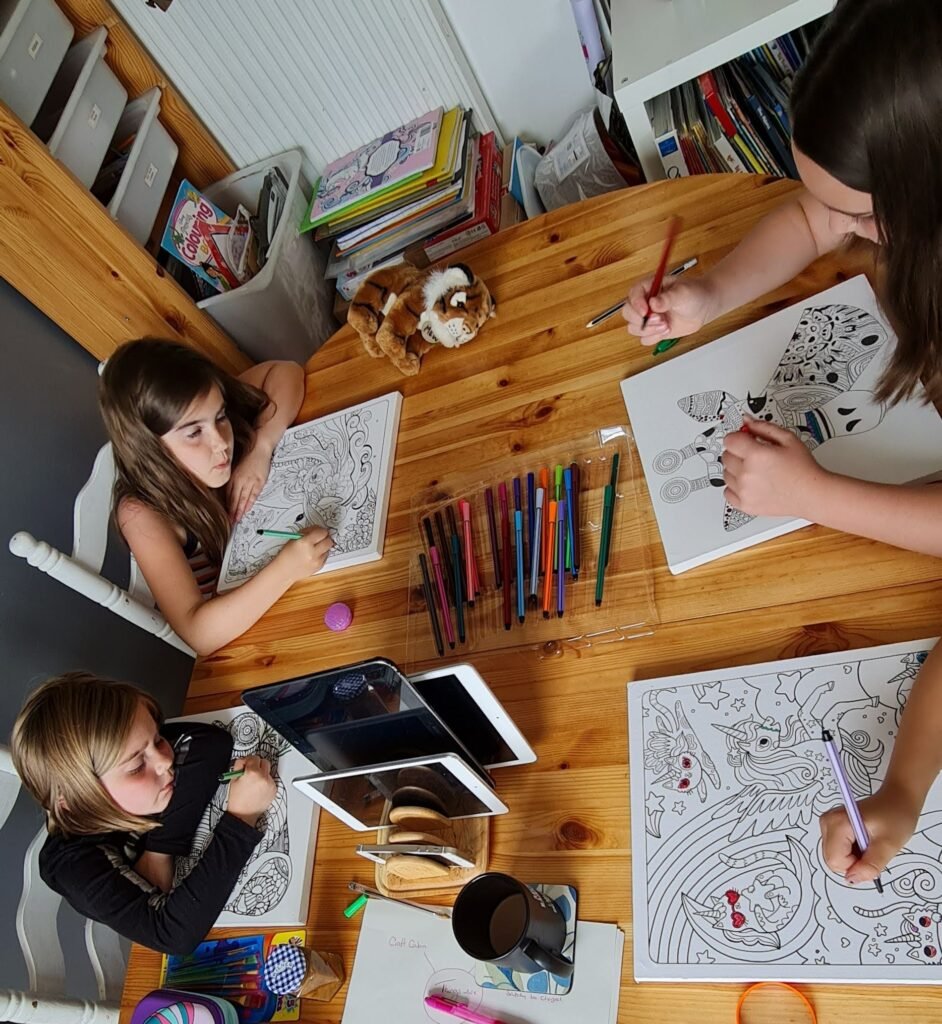 Canvas Colouring